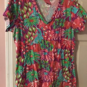 Simply southern T-shirt size large